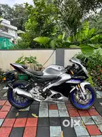 R15 V4M Edition. Brand new condition