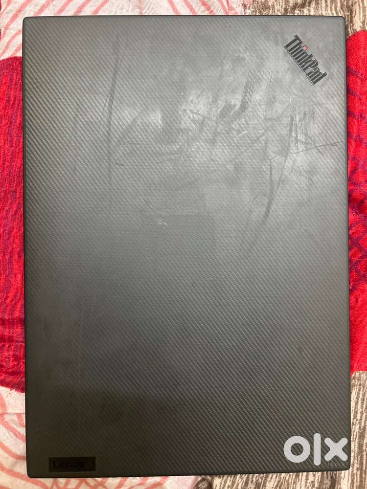 LENOVO THINKPAD P1. Gen5