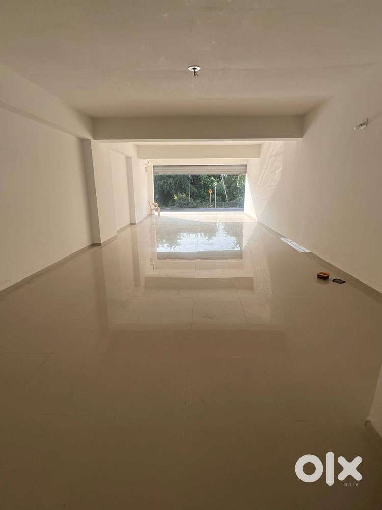 Ground Floor Showroom