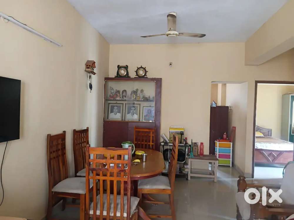 Vadapalani 2 bhk, 1100 sqft Flat RENT. Nr 100 ft Road, Metro 0.7 km