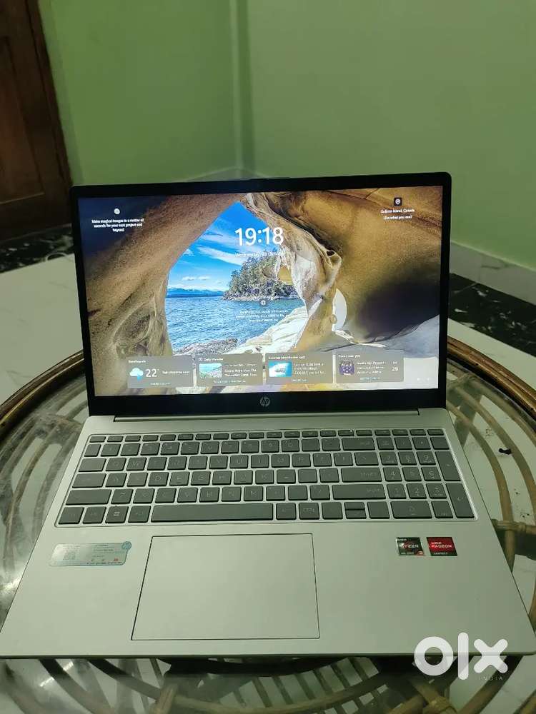 HP  Laptop everything is in mint condition as it is like brand-new.