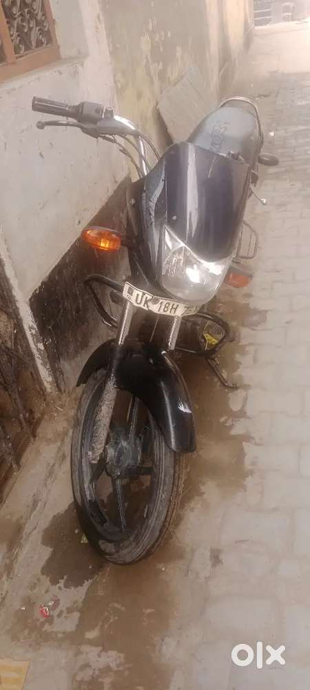 Bajaj platina 2014 model