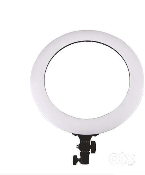 HAKO HL70 19 LED RING LIGHT