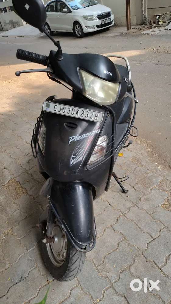 Hero Honda pleasure