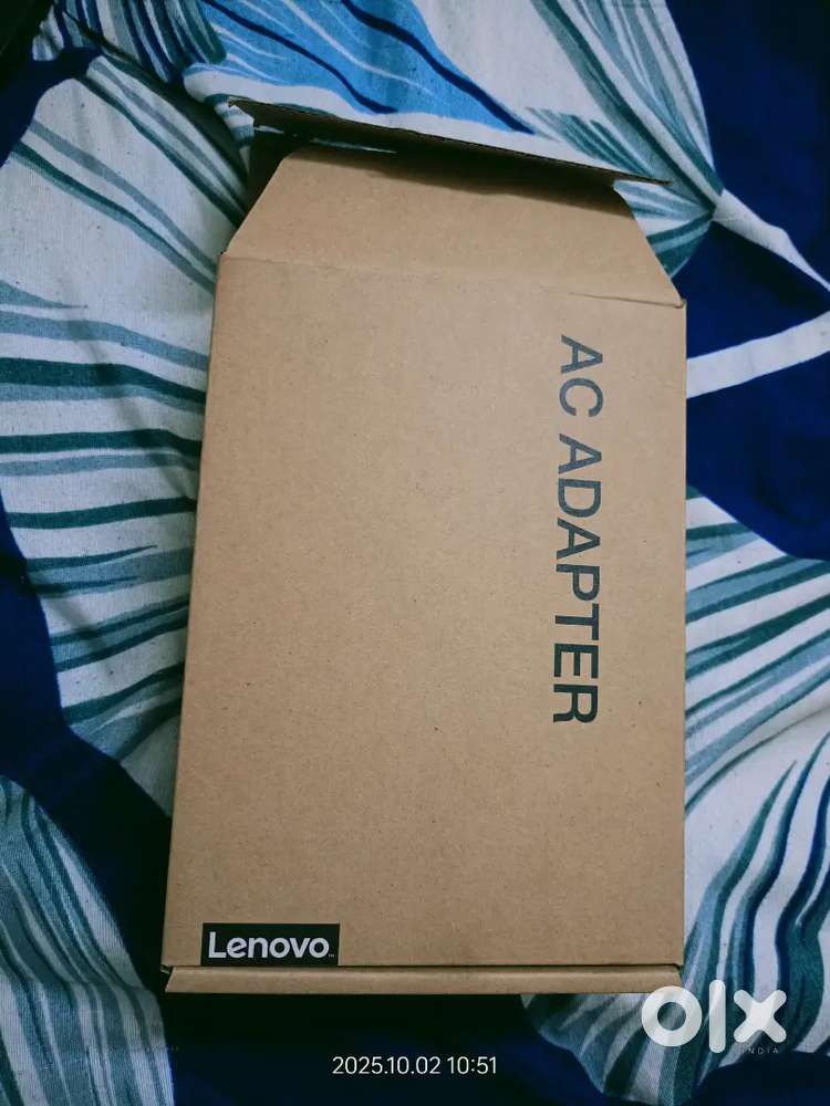 Lenovo 65W round top AC adapter