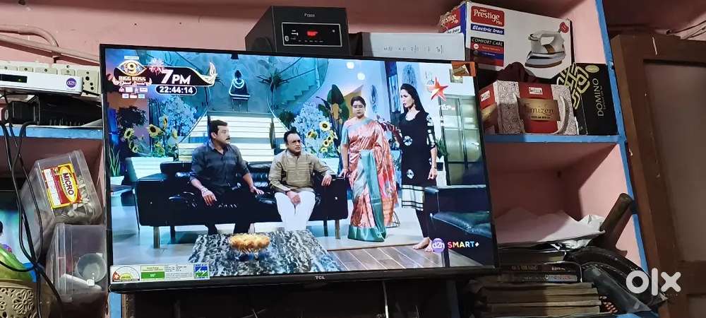 Android TCL Tv full hd 32 inches