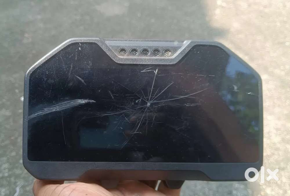 R15V4 M Speedometer TFT