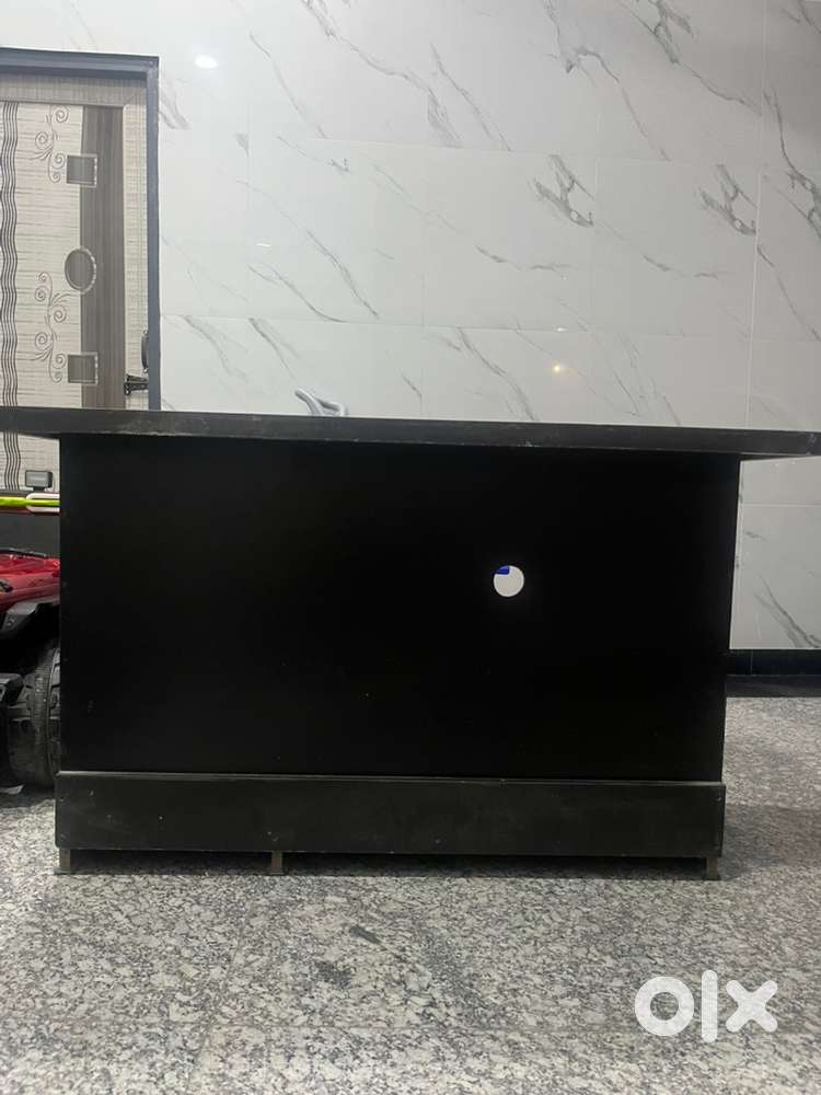 Computer Table and Chair