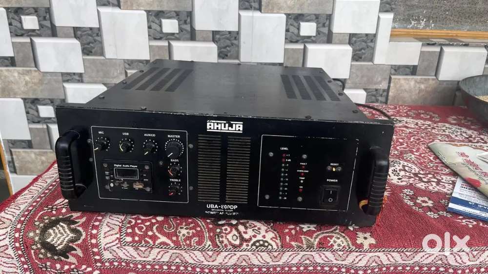JBL Speaker 1200w with Ahuja 800w machine