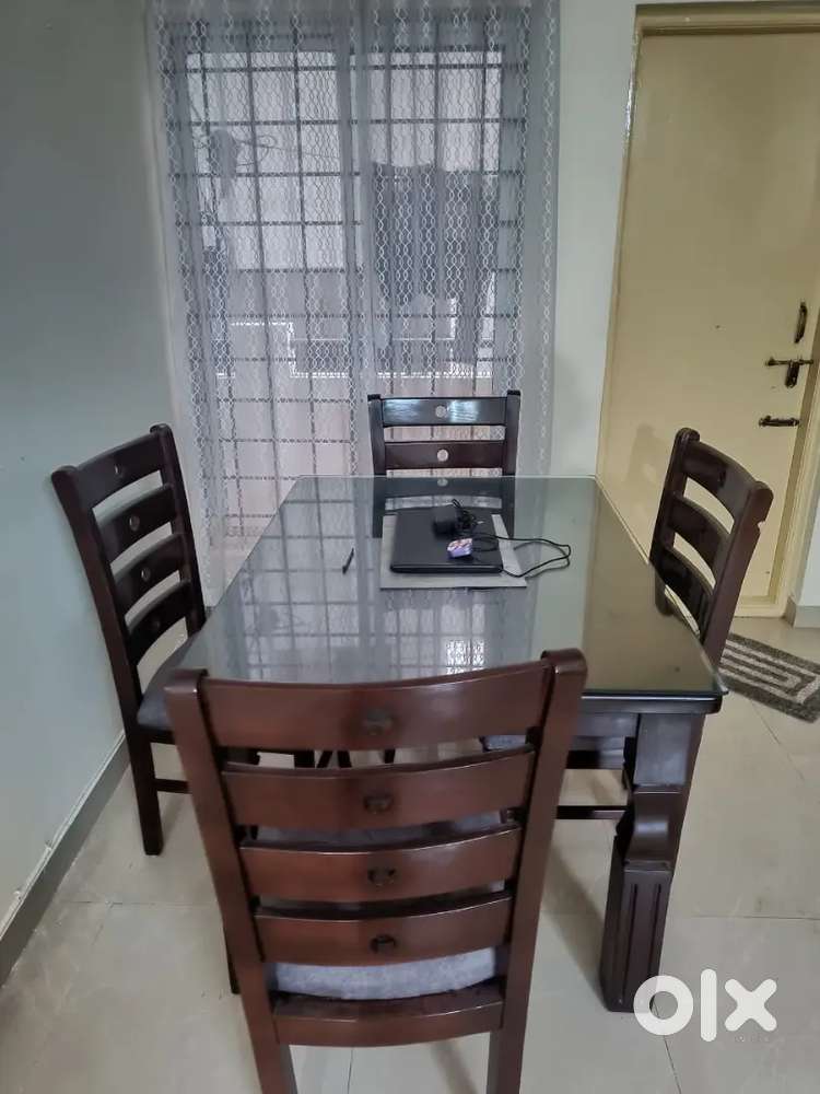 Dining  table four seater