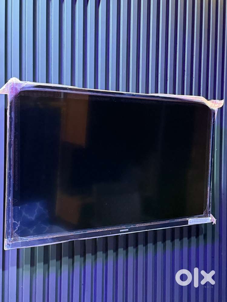 Samsung TV with Wifi android internet 32 inch