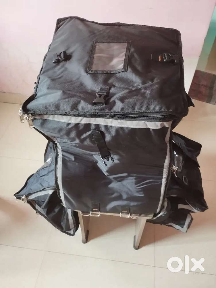 Delivery bag - New condition for sale