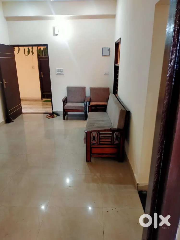 1bhk 2bhk 3bhk family and bachelor allow and girls