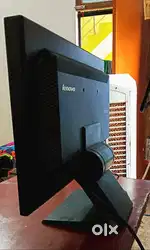 LENOVO MONITOR AT -2500
