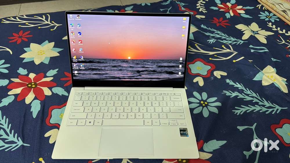 Samsung GalaxyBook 2 Pro in excellent condition