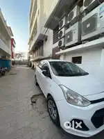 Hyundai Xcent 2015 Diesel Well Maintained