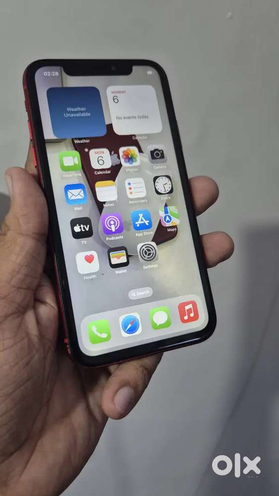 Apple IPhone XR 64gb in good condition