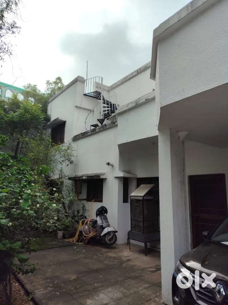 Independent bunglow on main road