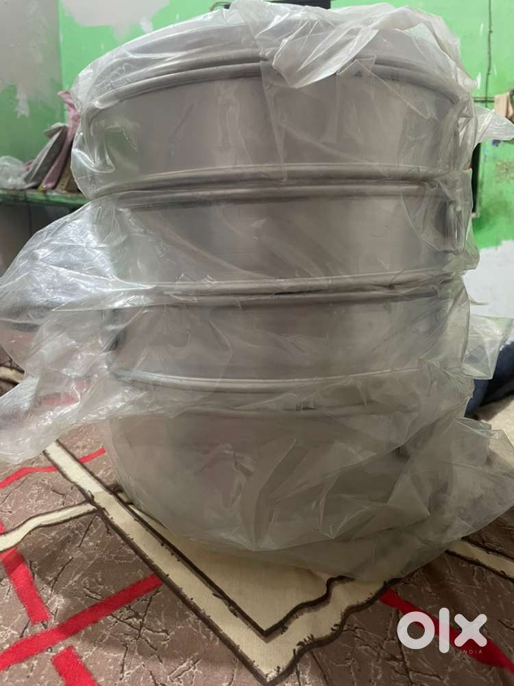 Momos container new 15 inc