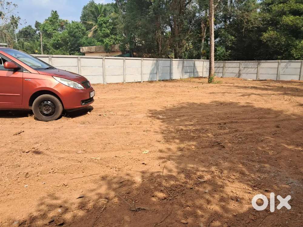 12 CENT VILLA PLOT AT VADAMA, MALA