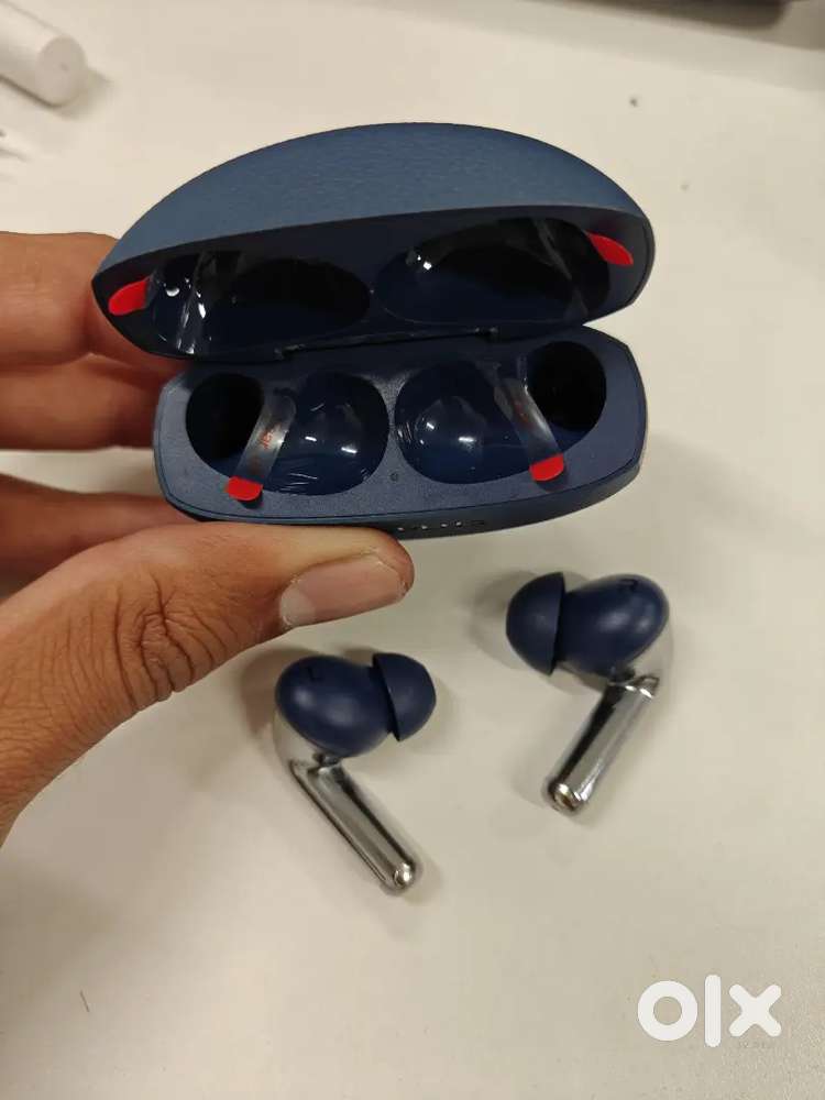 OnePlus Buds Pro 3  Only 3 Weeks Old  With Bill & Box