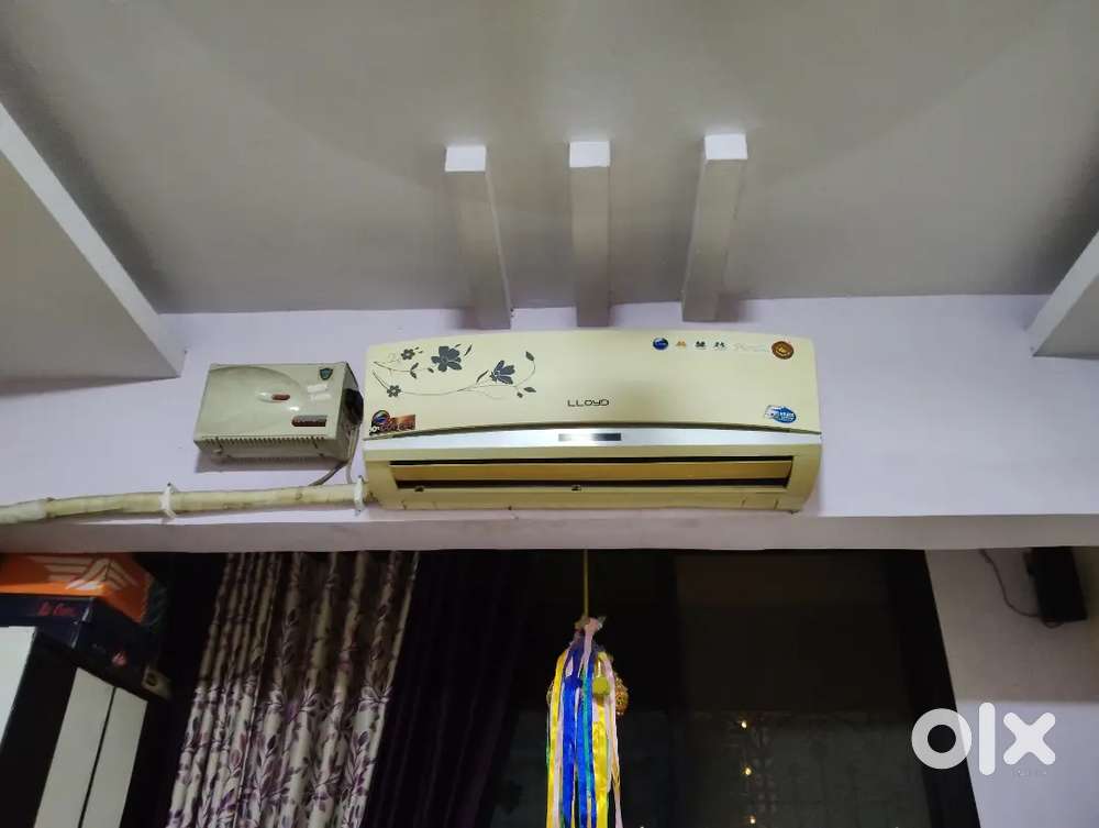 1ton lloyd split AC