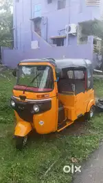 Bajaj RE (CNG) Just 1 month old