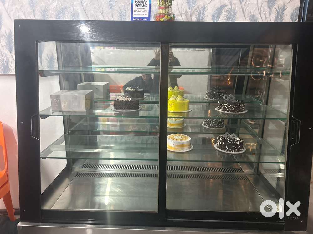 Glass cake counter display fridge