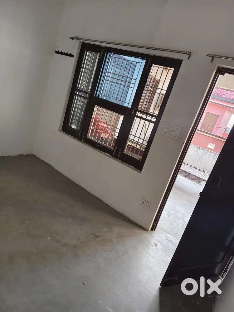1 room with kitchen and bathroom for rent