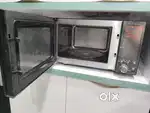 21Ltr convection microwave in good working condition