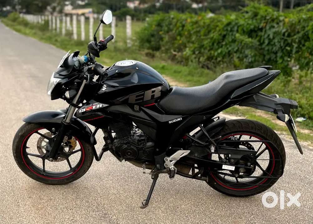 Suzuki gixxer bs4