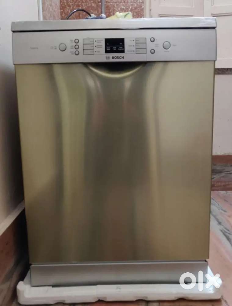 Bosch Dishwasher (Model:SMS66G 01), Excellent Condition