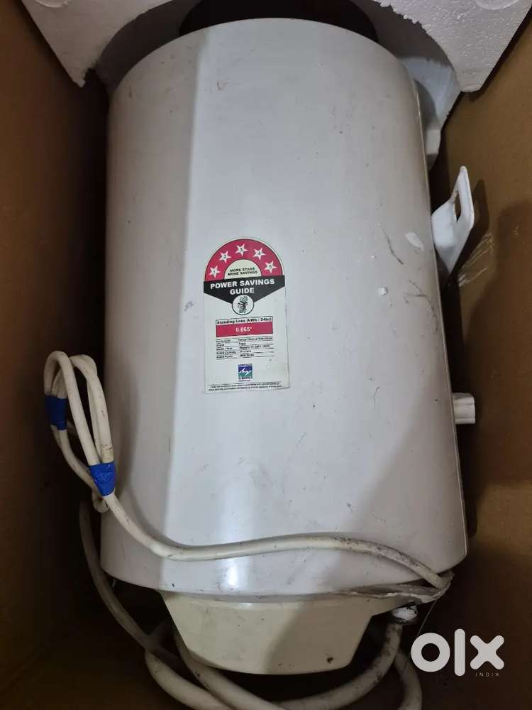 बजाज 20 liter गीज़र । अच्छी कंडीशन में है।