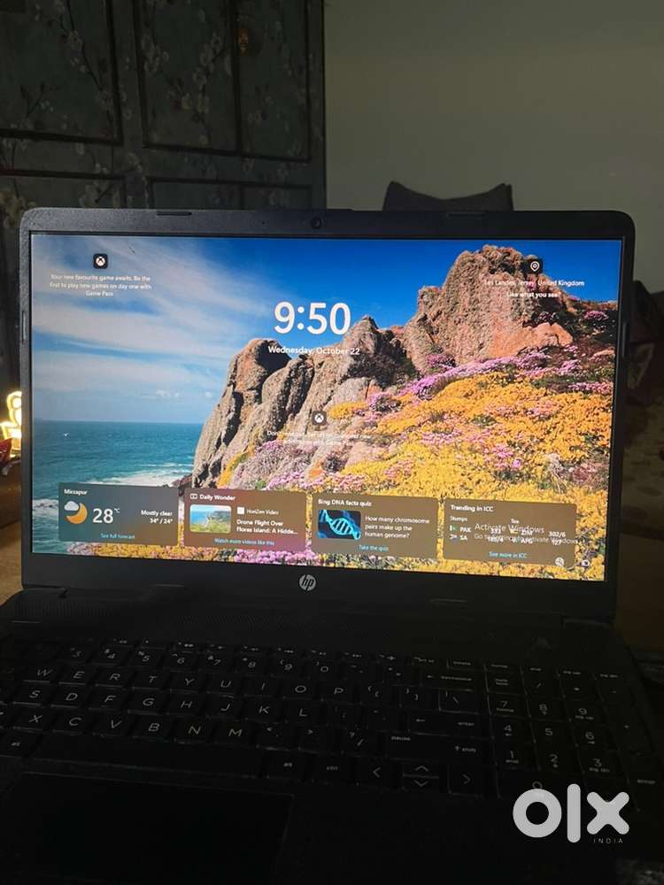 Hp razon 5 with radeon amd graphic card