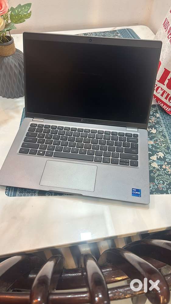 DELL Latitude i7 Laptop