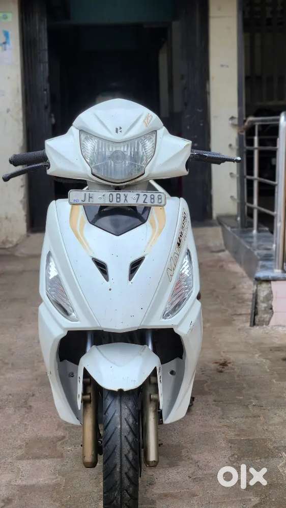 Hero Maestro Edge 125 well maintained used scooter