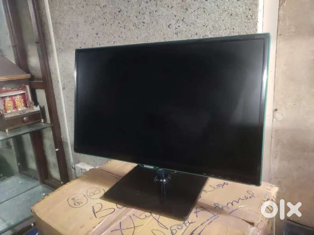 24 Inch monitor sumsung