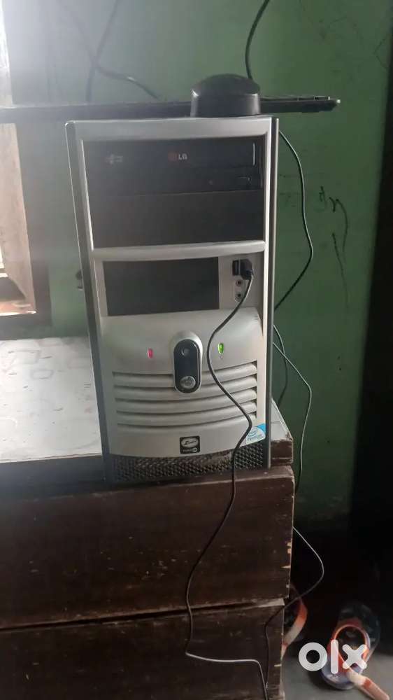 GAMING CPU i3 power 8Gb Ram 1 Gb Graphic ATI Redion Graphic card