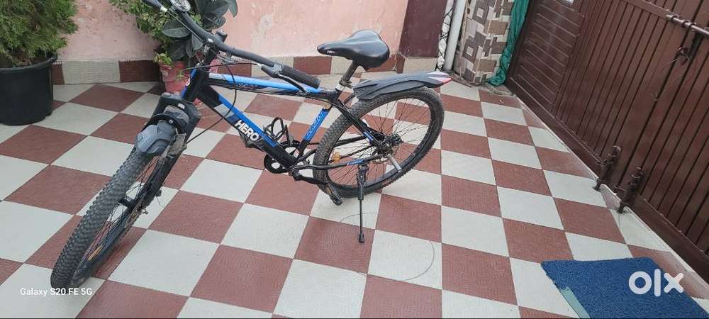 Disk break with suspension