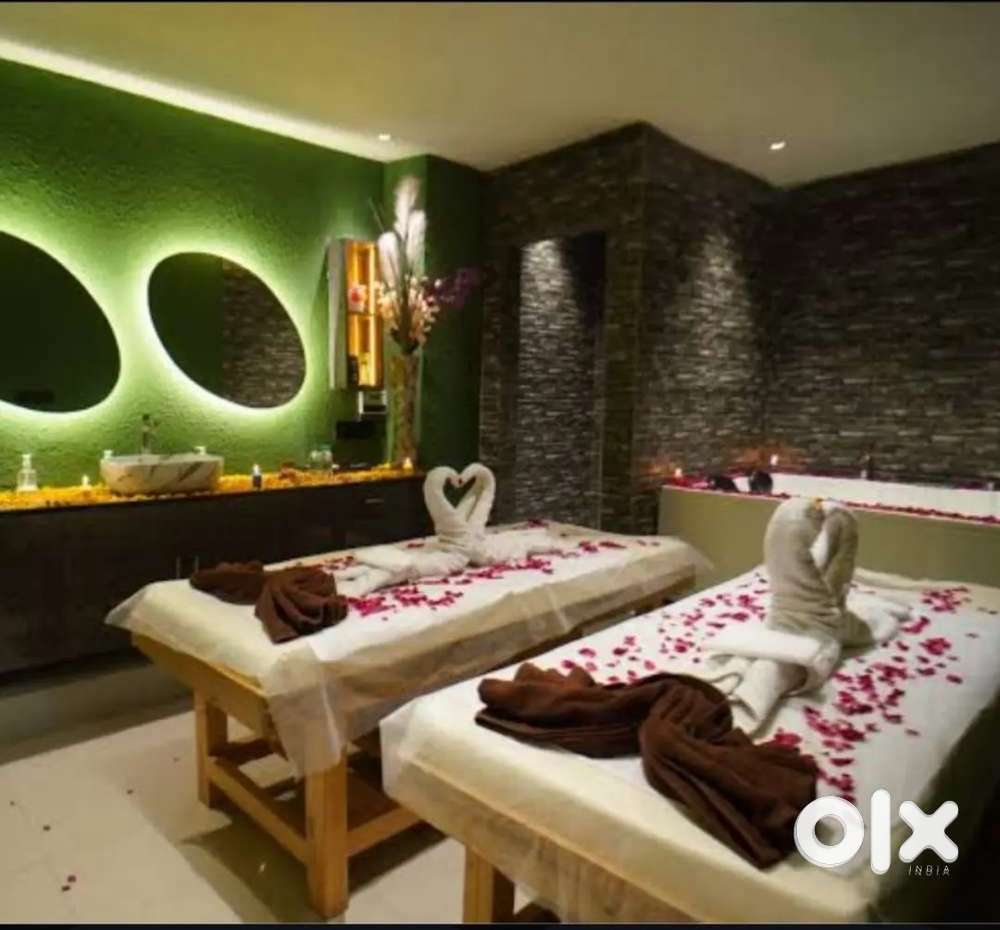 Spa job only female in Noida
