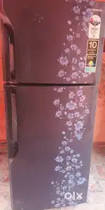 SAMSUNG DOUBLE DOOR FRIDGE