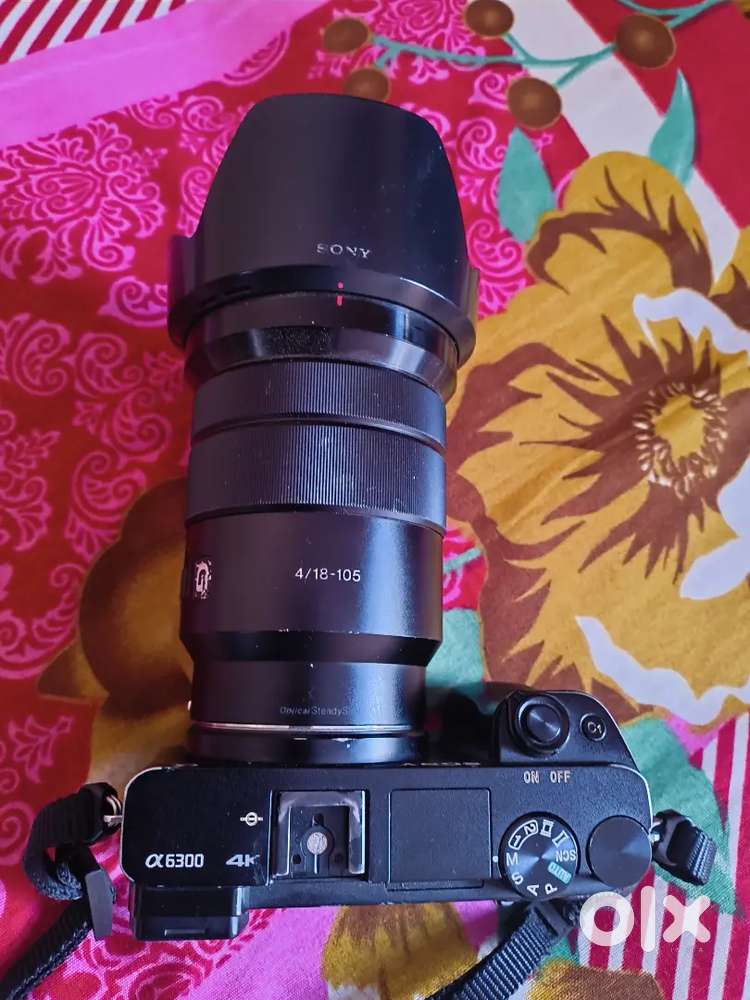 Sony a6300, with 18-105 power zoom lance