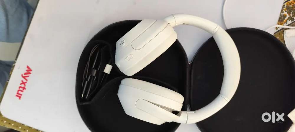 Sony ULT Wear wireless/wired headphones