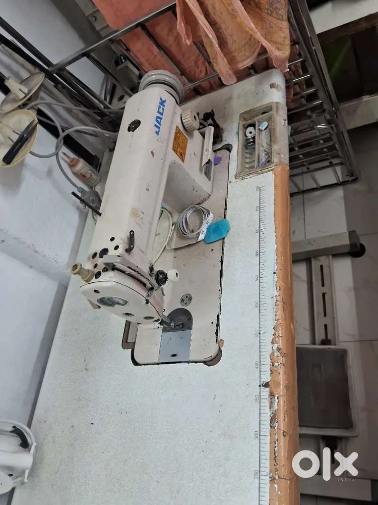 Juki machine and five thred ovarlock machine total 3 machine