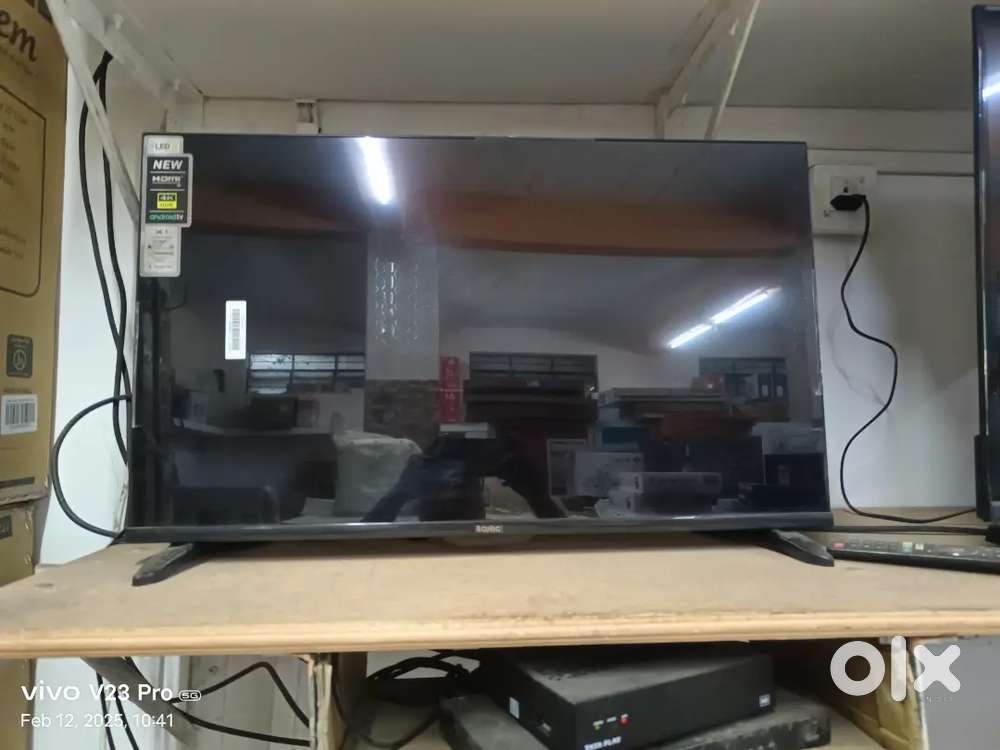 32 smart Android led tv only 7200
