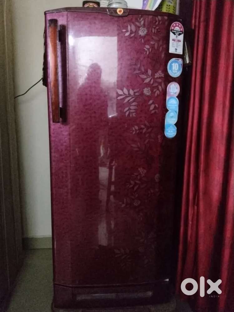 Single door - 210 litre fridge