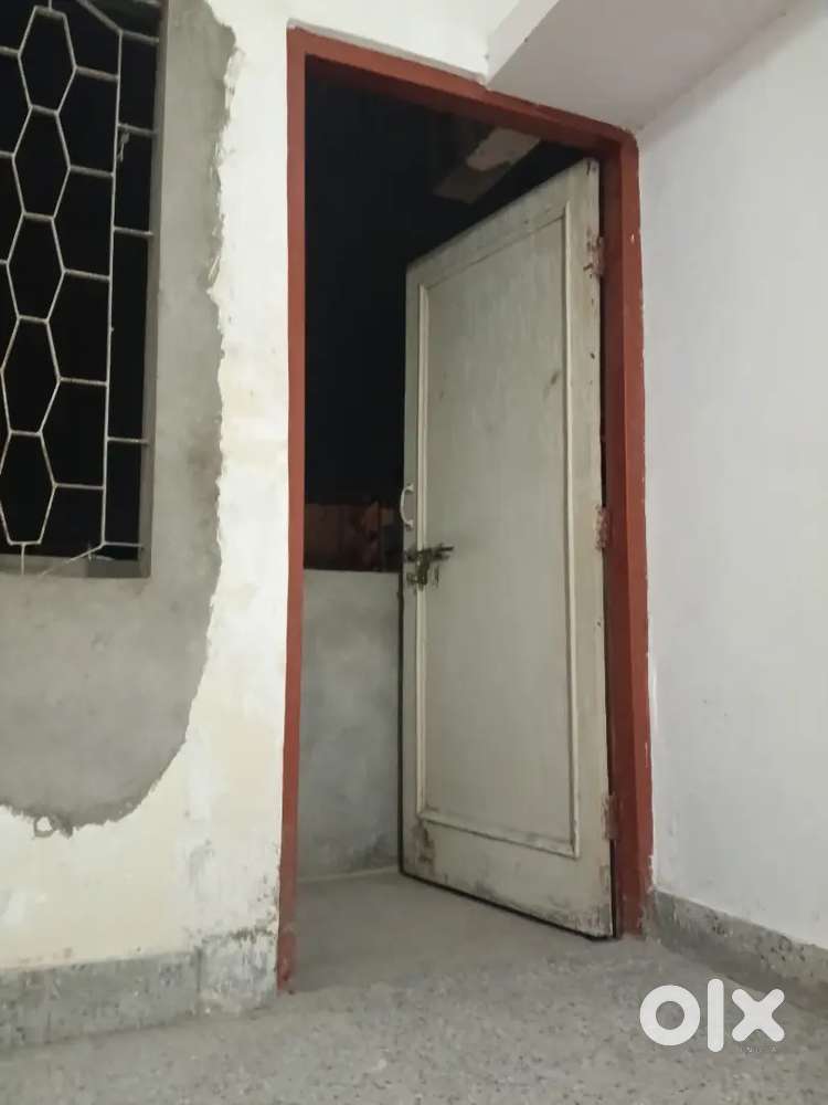 Rent flat for girls