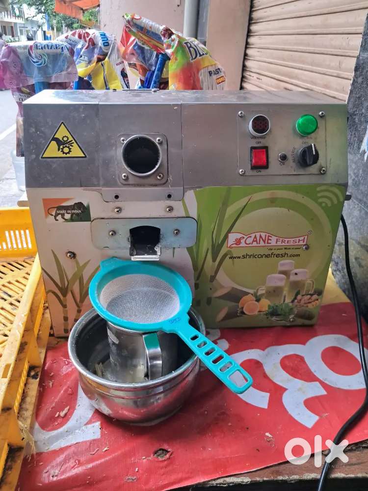 Sugarcane juice machine