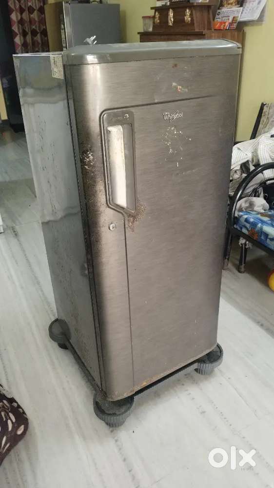 Single door fridge for immediate sale