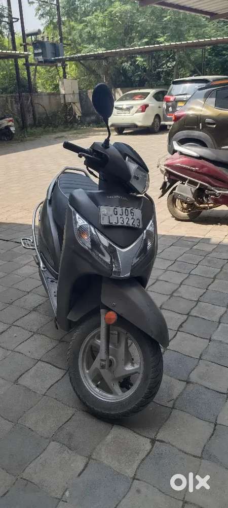 2 hand activa 125 in good price
